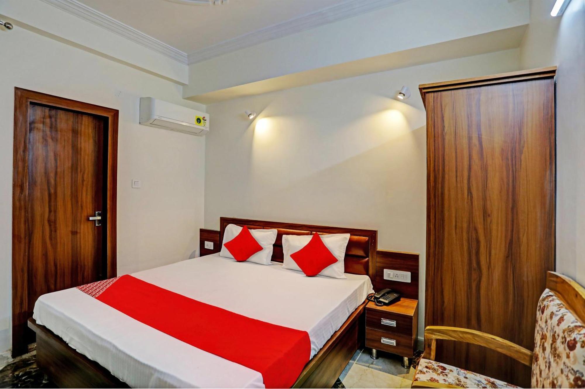 Hotel O Al Diwan Banquet And Suites Kanpur Esterno foto