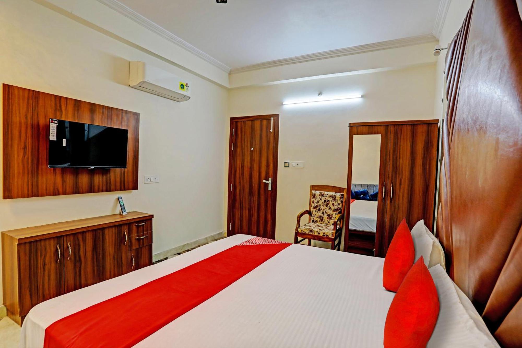 Hotel O Al Diwan Banquet And Suites Kanpur Esterno foto