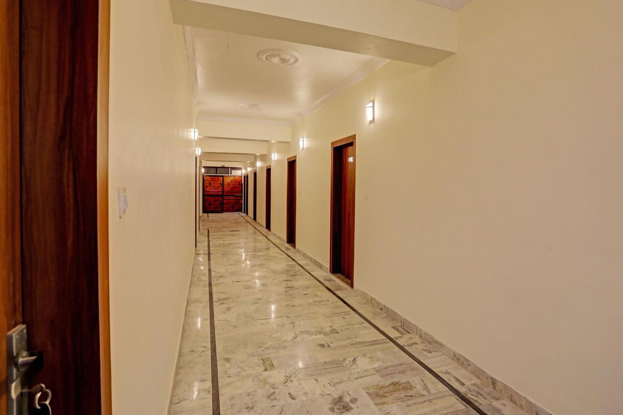 Hotel O Al Diwan Banquet And Suites Kanpur Esterno foto