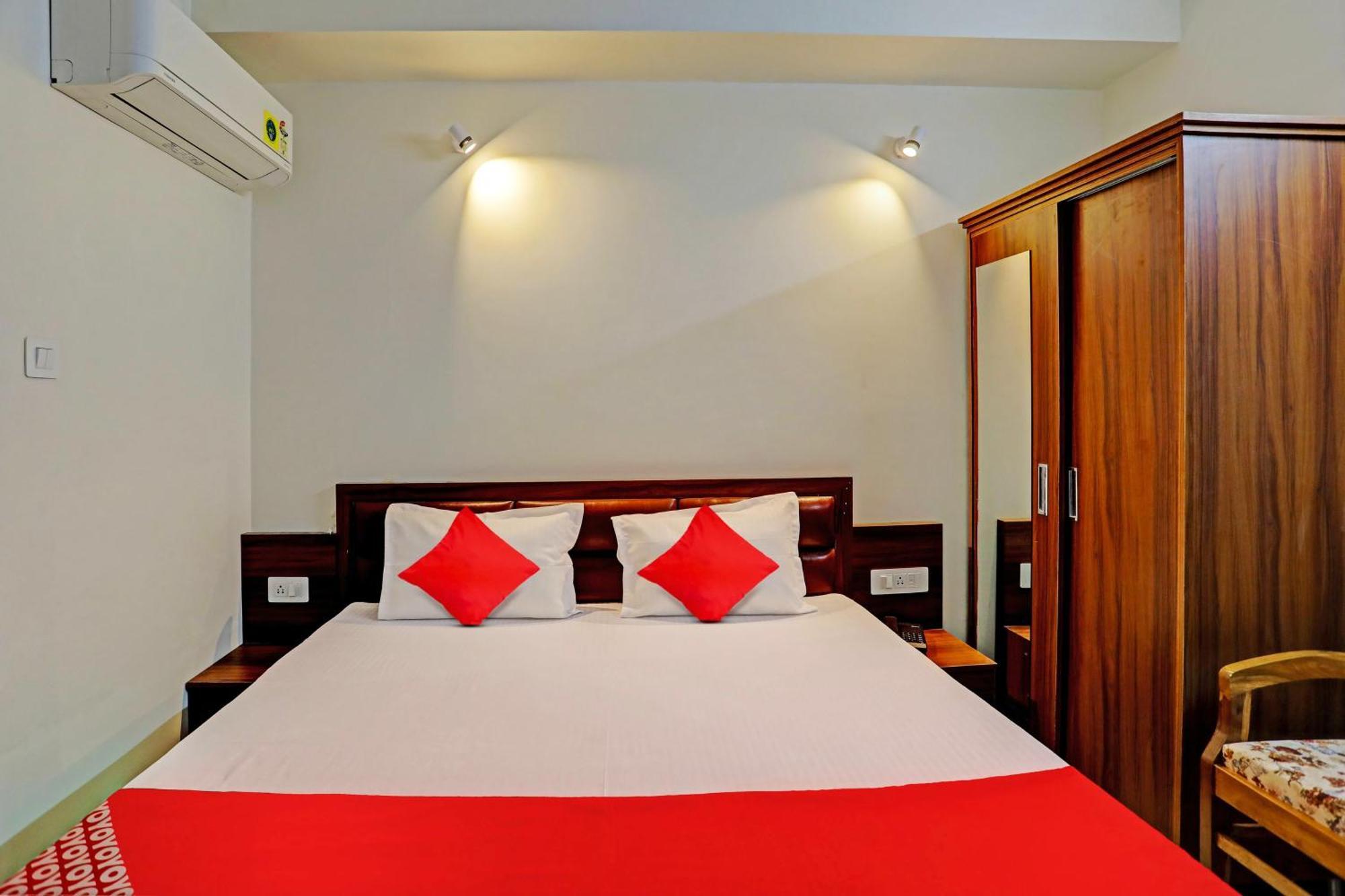 Hotel O Al Diwan Banquet And Suites Kanpur Esterno foto